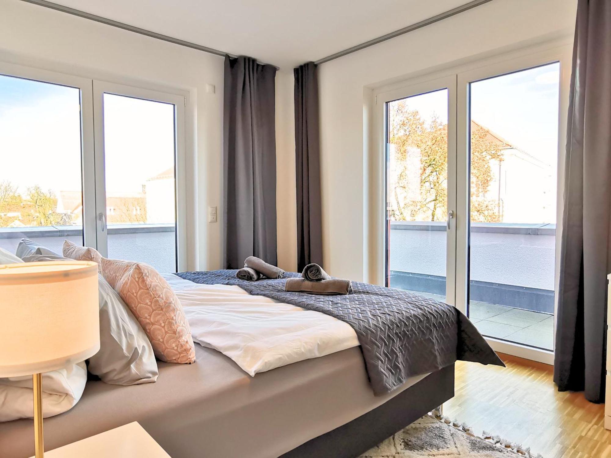 Fynbos Penthouse, Dachterrasse, Design-kueche, Parkplatz * Straubing